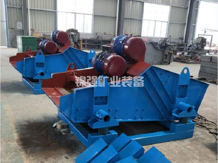 High frequency dewatering screen